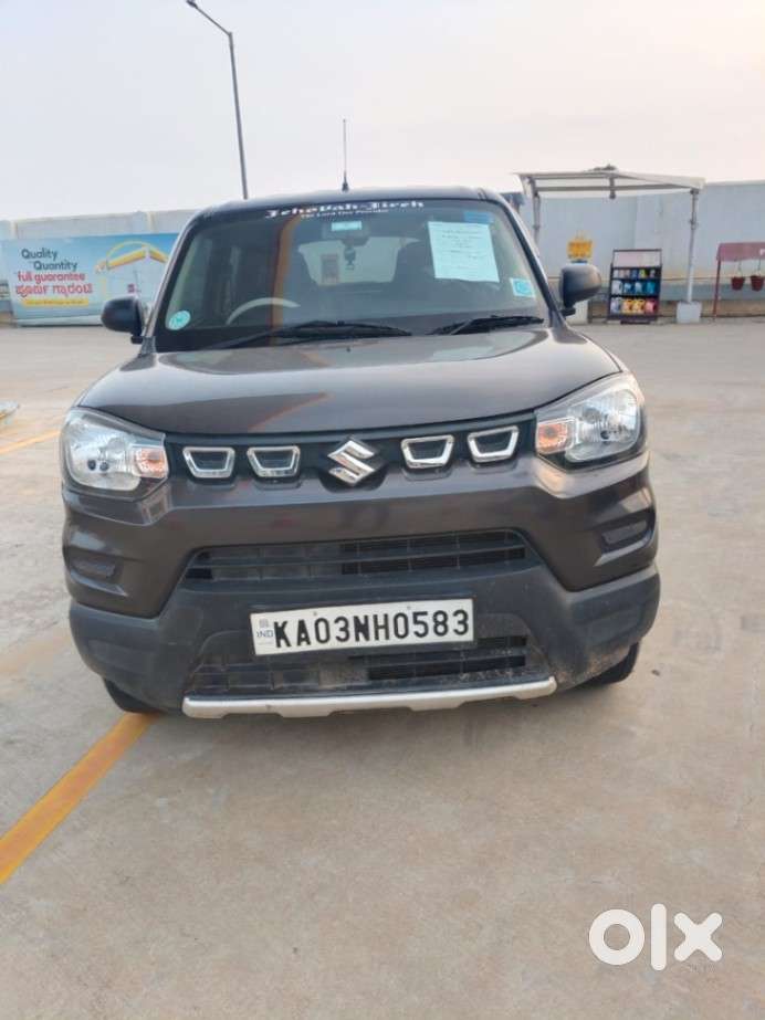 2020 1.0 VXI Plus AMT — ₹3.99L on OLX