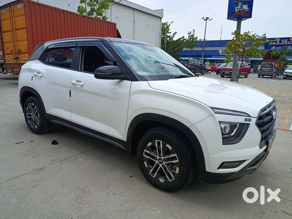 2023 1.5 EX Petrol — ₹10.5L on OLX