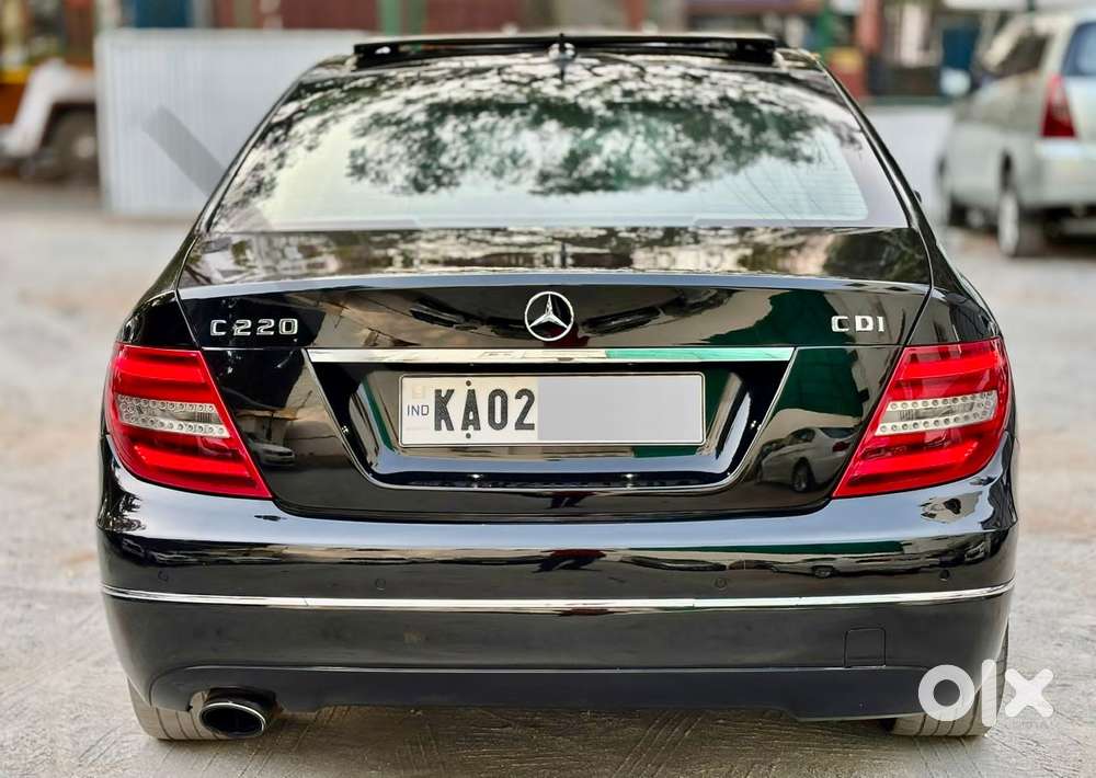 2014 2.1 220 CDI Avantgarde AT — ₹7.95L on OLX