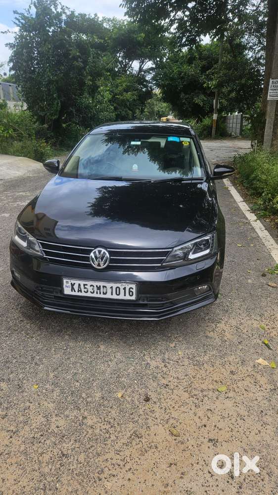 2016 [2013-2017] 2.0 Highline TDI — ₹7.40L on OLX