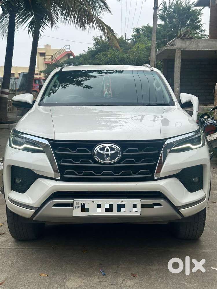 2022 4X4 AT 2.8 Diesel — ₹38.0L on OLX