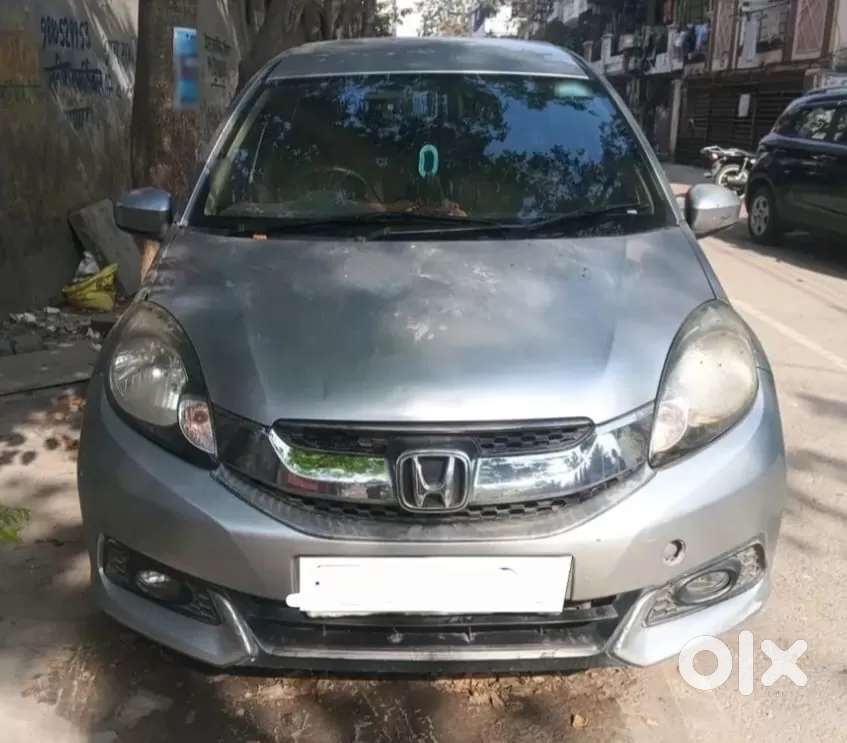 2015 V i-VTEC — ₹3.40L on OLX
