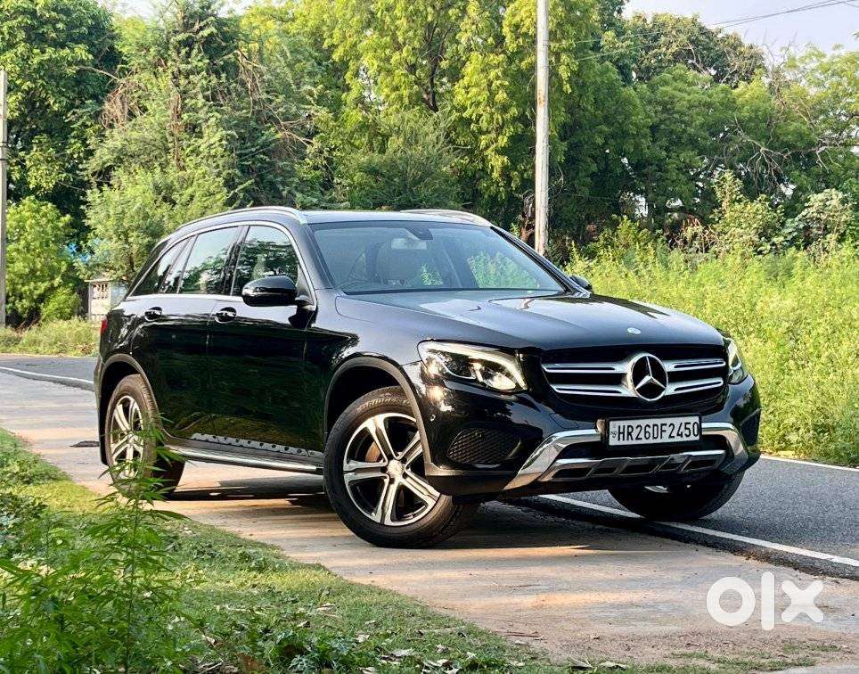 2017 2.0 300 4MATIC Sport — ₹22.9L on OLX