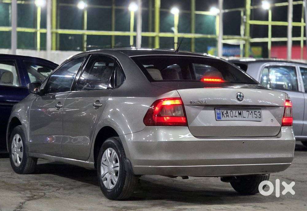 2013 [2011-2016] 1.6 TDI Ambition Plus — ₹2.60L on OLX
