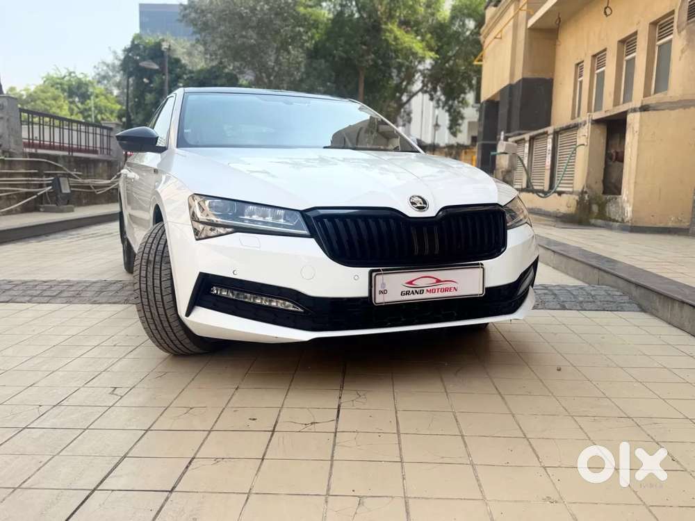 2021 Skoda Superb, 2021, Petrol — ₹19.9L on OLX