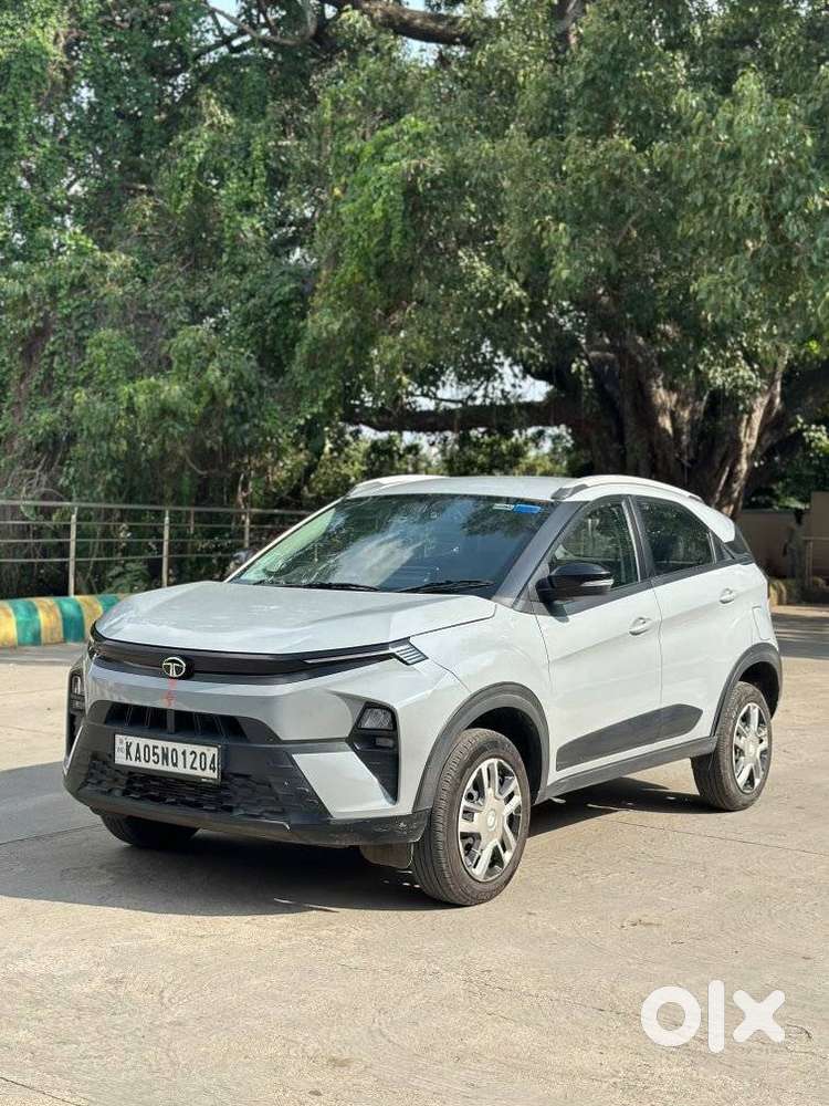 2025 Pure 1.2 S Revotron Petrol 6 MT — ₹8.65L on OLX