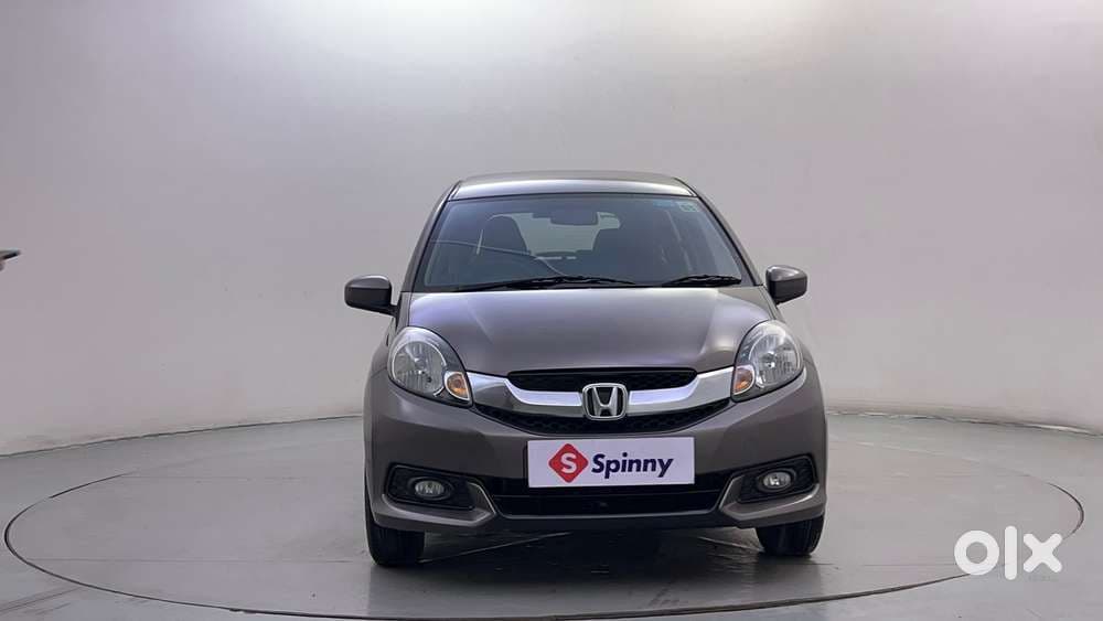 2015 1.5 V Option i-VTEC — ₹4.69L on OLX