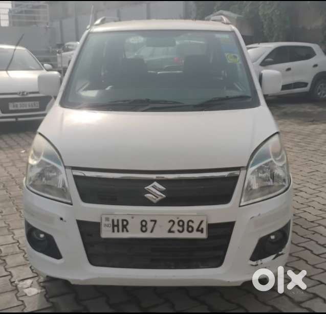 2017 VXI 1.2 — ₹2.10L on OLX
