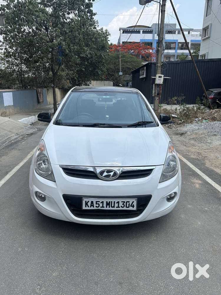 2011 [2008-2012] 1.2 Asta — ₹2.45L on OLX