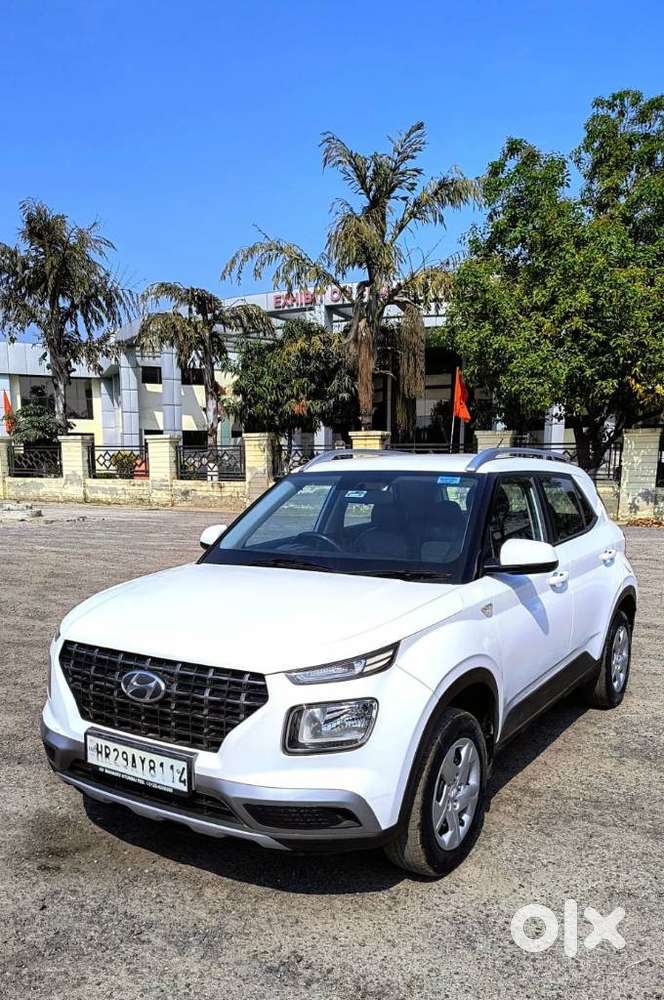 2022 S 1.2 Petrol — ₹6.15L on OLX