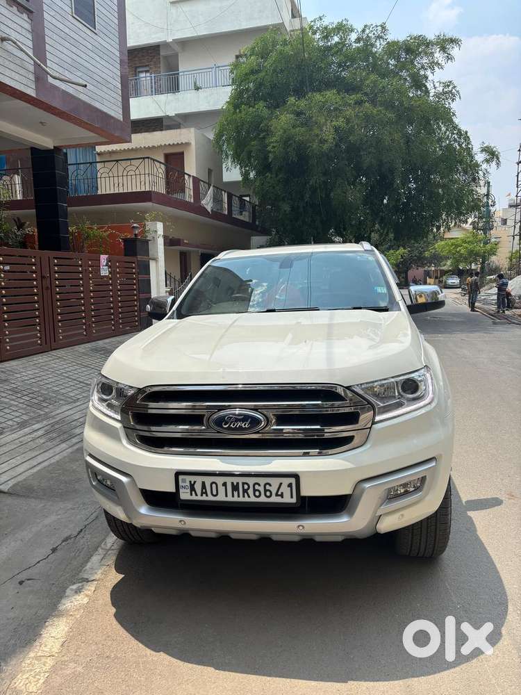 2018 3.0L 4x4 AT — ₹24.3L on OLX