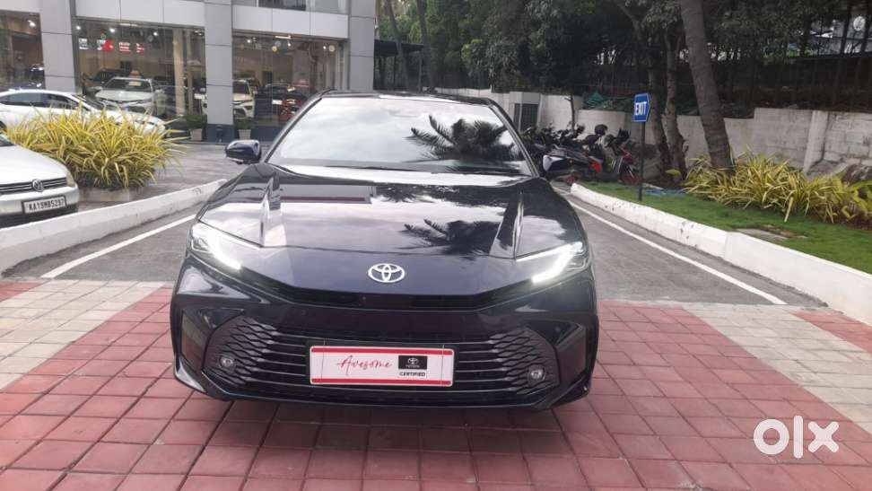 2025 Toyota Camry — used car price guide