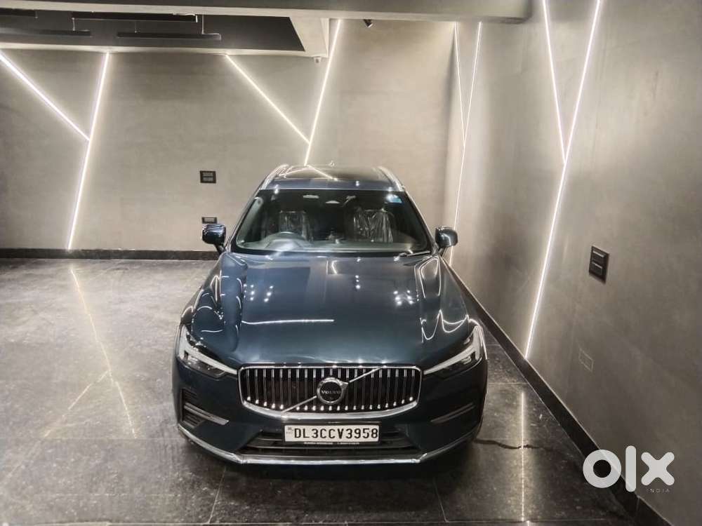 2022 2.0 B5 Ultimate — ₹42.6L on OLX