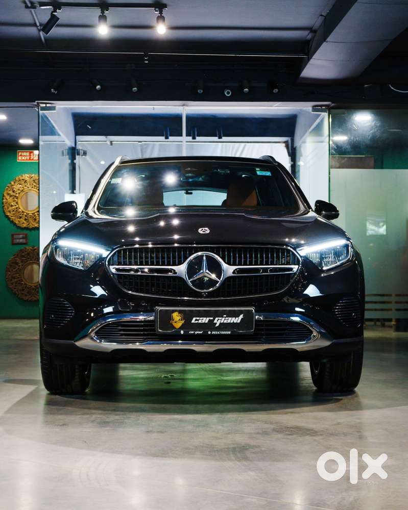 2025 2.0 300 Progressive  — ₹67.0L on OLX