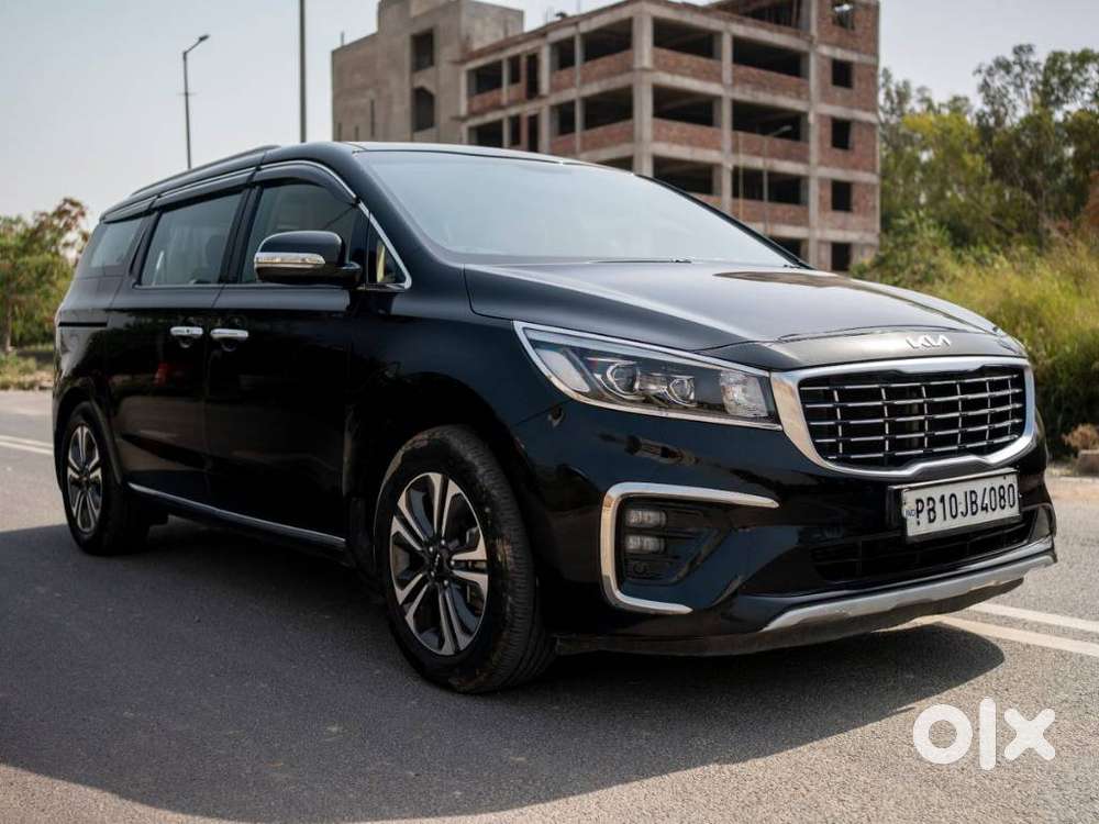 2023 Limousine Plus 7 STR — ₹28.9L on OLX