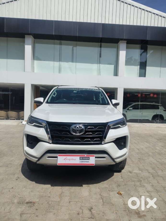 2023 4X2 AT 2.8 Diesel — ₹37.0L on OLX