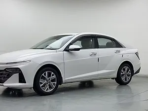 2024 SX Petrol 1.5L Manual — ₹11.2L on CarWale