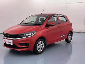 2021 XT [2020-2023] — ₹4.24L on CarWale