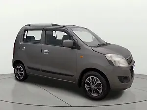 2017 VXI — ₹2.50L on CarWale