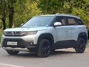 2023 ZXi [2023-2025] — ₹8.99L on CarWale