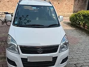 2016 VXI — ₹2.06L on CarWale