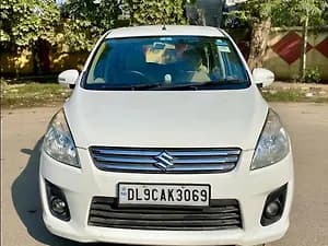 2014 VXi Petrol Manual — ₹4.45L on CarWale