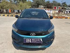 2023 XT Medium Range [2022-2025] — ₹5.20L on CarWale