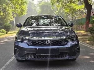 2024 ZX Petrol MT [2023-2025] — ₹13.3L on CarWale