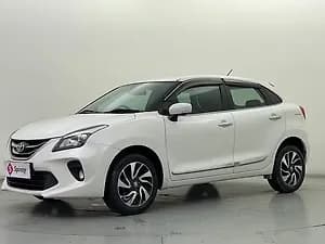 2021 V Petrol Manual — ₹5.86L on CarWale