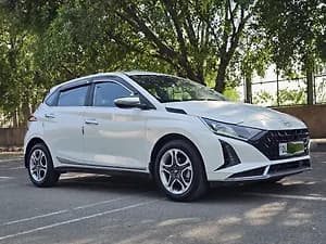 2024 Sportz (O) 1.2 IVT [2024-2025] — ₹8.45L on CarWale