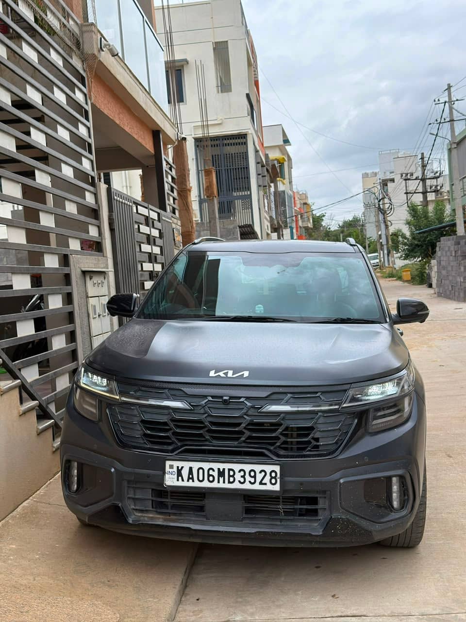 2024 KIA Seltos X LINE 1.5 TURBO PETROL DCT for sale on Truwo, Tumakur