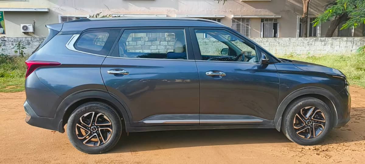 2022 KIA CARENS LUXURY PLUS 1.5 DIESEL AT 6 STR for sale on Truwo, Bangalore
