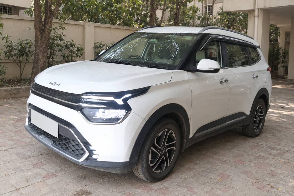 2022 KIA CARENS LUXURY PLUS 1.5 DIESEL AT 7 STR for sale on Truwo, Bangalore