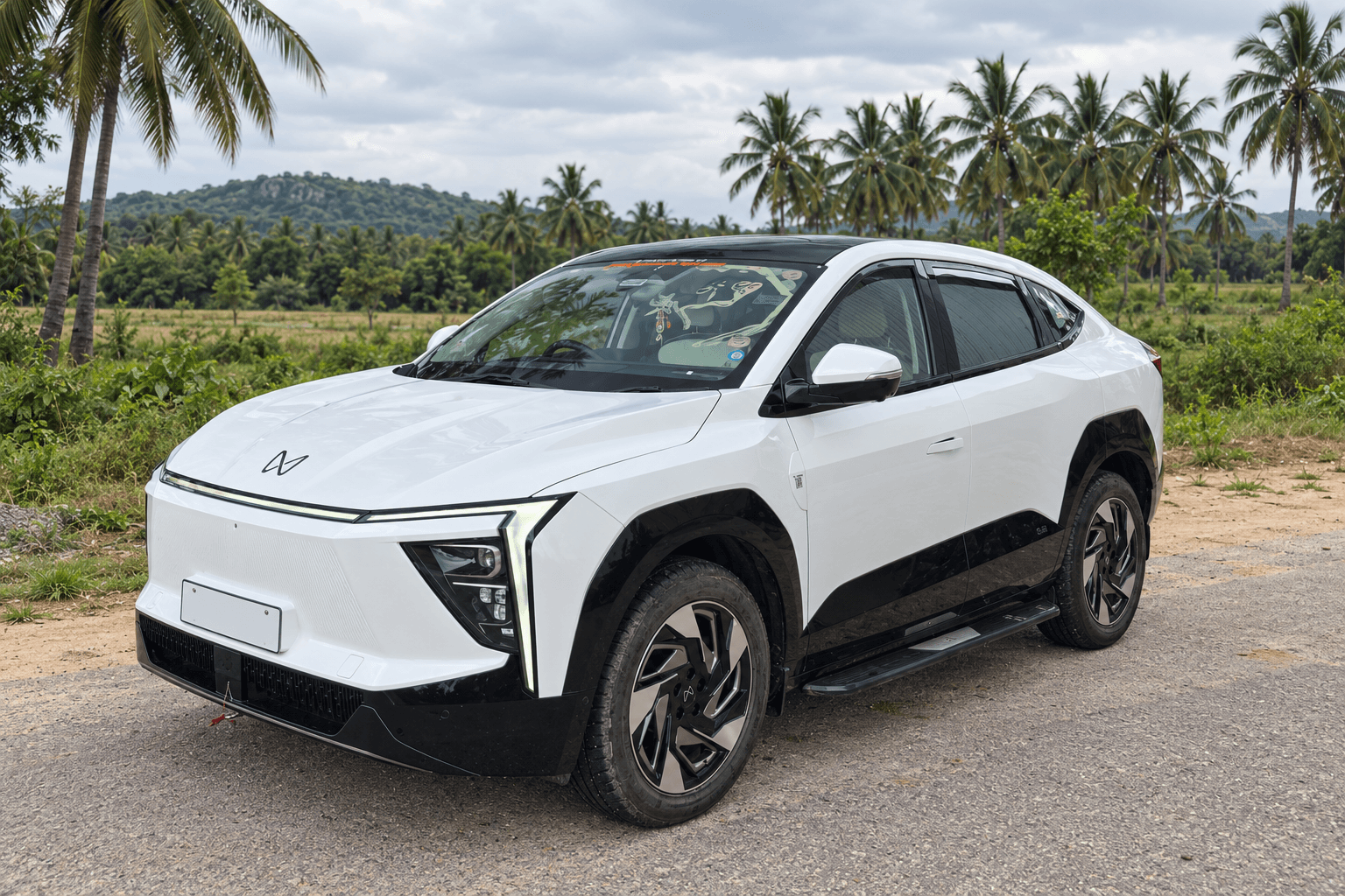 2025 Mahindra Xev 9E — used car price guide