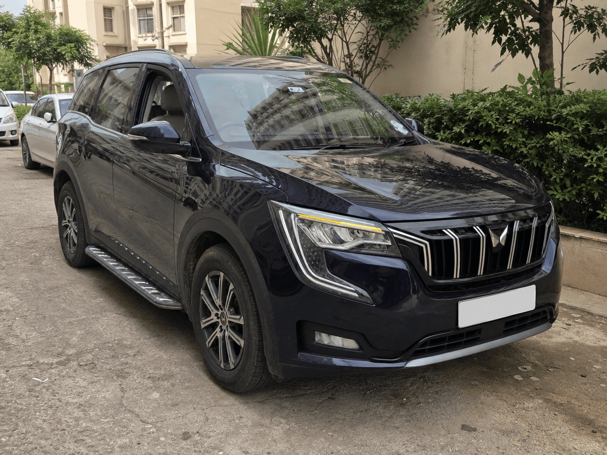 2025 Mahindra XUV700 AX7 D AT 7 STR for sale on Truwo, Bangalore