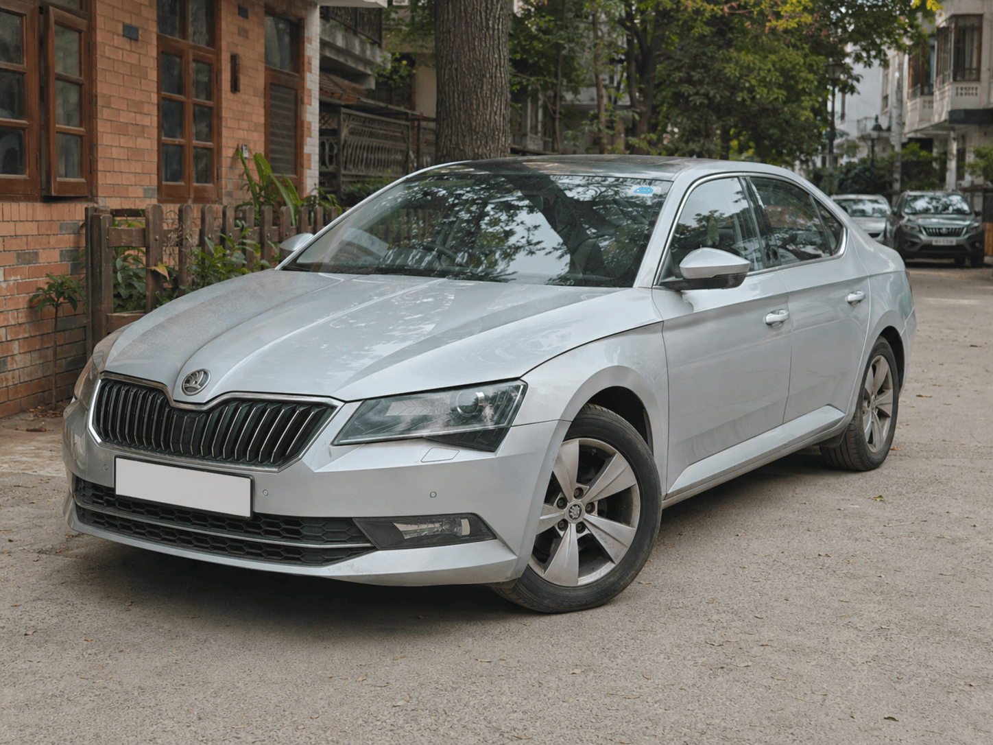 2016 Skoda Superb — used car price guide