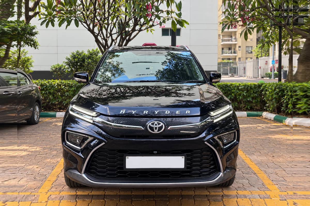 2025 Toyota Urban Cruiser Hyryder URBAN CRUISER HYRYDER V HYBRID for sale on Truwo, Bangalore
