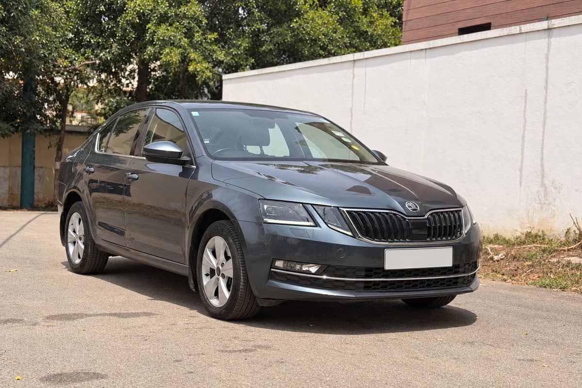 2019 Skoda Octavia STYLE 1.8 TSI AT for sale on Truwo, Bangalore