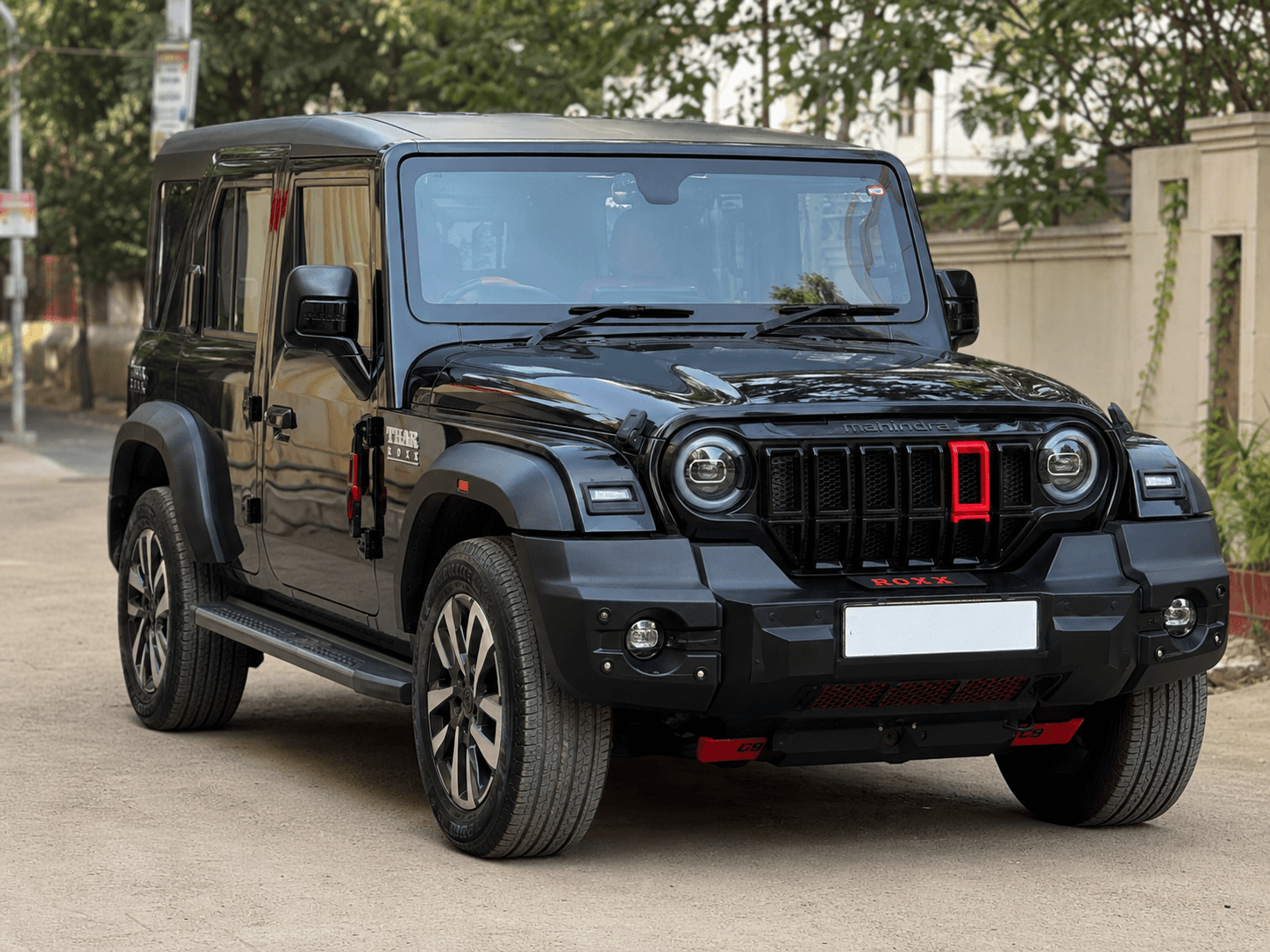 2025 Mahindra Thar Roxx — used car price guide
