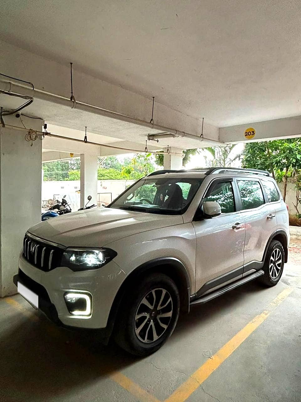 2023 Mahindra Scorpio-N Z8 L Diesel AT 4WD 7 STR for sale on Truwo, Bangalore