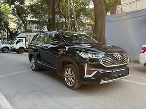 2024 ZX Hybrid (Electric + Petrol) Automatic (e-CVT) 7 STR — ₹31.8L on CarWale