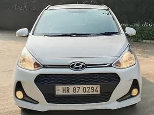 2017 Asta U2 1.2 CRDi — ₹2.80L on CarWale
