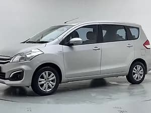 2016 ZXi Plus Petrol Manual — ₹5.90L on CarWale