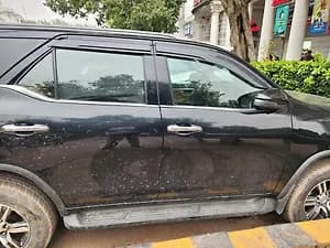 2024 4x2 2WD Diesel 2.8L Turbo Automatic — ₹39.5L on CarWale