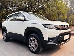 2025 LXi Petrol Manual — ₹8.65L on CarWale