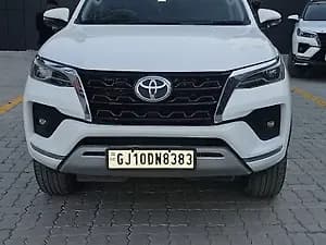 2021 Toyota Fortuner Legender — used car price guide