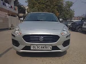 2017 LXi Petrol Manual — ₹4.00L on CarWale