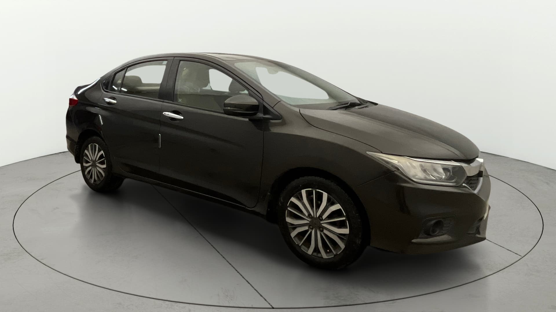 2019 1.5L I-VTEC ZX CVT — ₹6.71L on Cars24