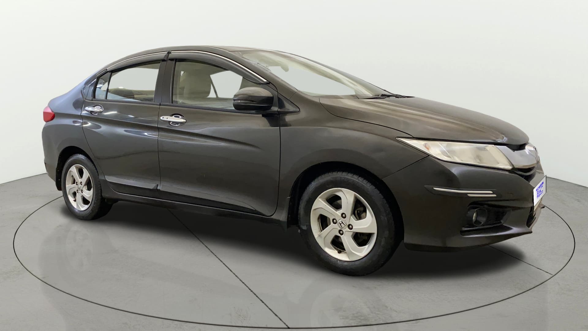2015 1.5L I-VTEC VX — ₹3.57L on Cars24