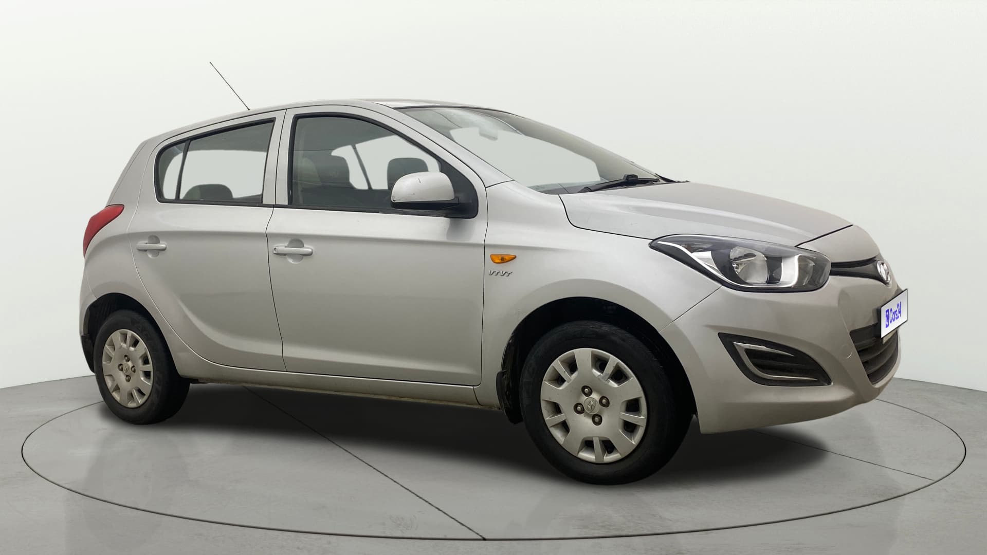 2013 MAGNA 1.2 — ₹3.62L on Cars24